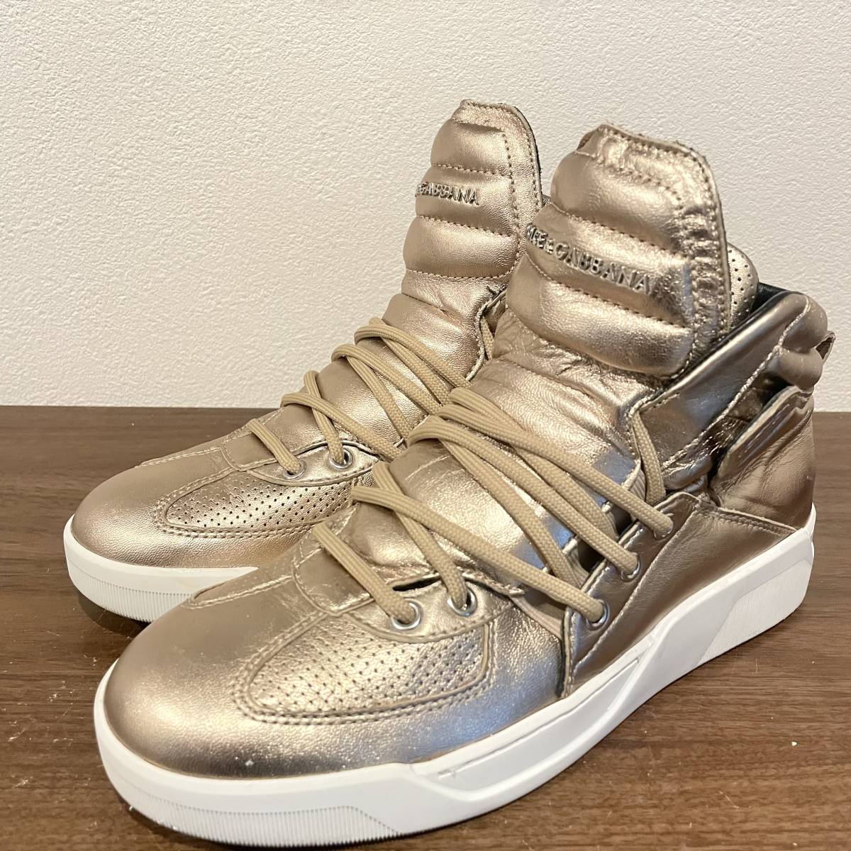 ヤフオク! -「dolce gabbana スニーカー」の落札相場・落札価格