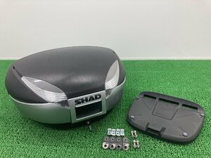 SHAD製 トップケース 社外 中古 バイク 部品 SH48 リアボックス テールボックス鍵 ベース付き 大容量 割れ欠け無し