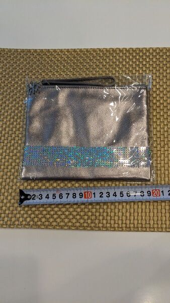 コスメデコルテ ノベルティポーチ