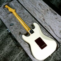 Fender USA American Professional II Stratocaste Olympic White_画像6