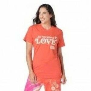 タグ付き ズンバWEAR トップス All You Need Is Love Tee Orange Peel ユニセックス