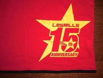 LESMILLS レスミルズ 15th ANNIVERSARY タンクトップ ノースリーブ 吸汗速乾 ドライ&メッシュ RED L 正規品 使用僅 美品/ボディコンバット_画像4