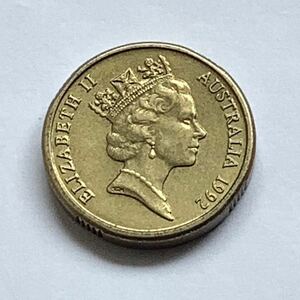 【希少品セール】オーストラリア エリザベス女王肖像デザイン 1992年 2ドル硬貨 1枚