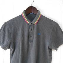 F35 □ FRED PERRY □ フレッドペリー　ポロシャツ　グレー　中古　サイズＭ_画像3