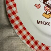 TDL 東京ディズニーランド　ミッキー ミニー　ギンガムチェック　赤　プレート　ディッシュ　皿　食器_画像3