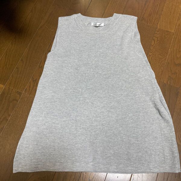 ニットノースリーブ タンクトップ レディーストップス