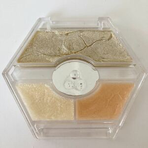  Integrate * Spark ru change Palette * eyeshadow & face color & gloss * gold group * regular price 1760 jpy ②