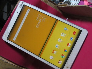 ジャンク Huawei au Qua tab 02 HWT31　タブレット　8型 青　初期化済み　難　12-5482