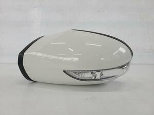 .30 Mercedes Benz B Class 245232 original left side passenger's seat side door mirror door mirror 