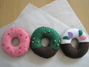  toy * doughnuts * food * felt *3 piece set * hand made *1