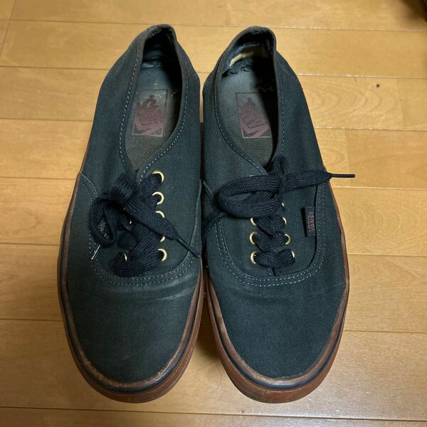 VANS バンズ　オーセンティック