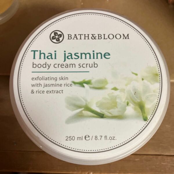 新品　BATH&BLOOM タイジャスミン ボディスクラブ250g