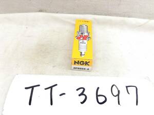 TT-3697　NGK　BPR6EK-A　スパークプラグ　未使用　即決品　　　　　