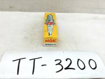 TT-3200　NGK　BPR5EY-11　スパークプラグ　未使用　即決品　　　　　_画像1