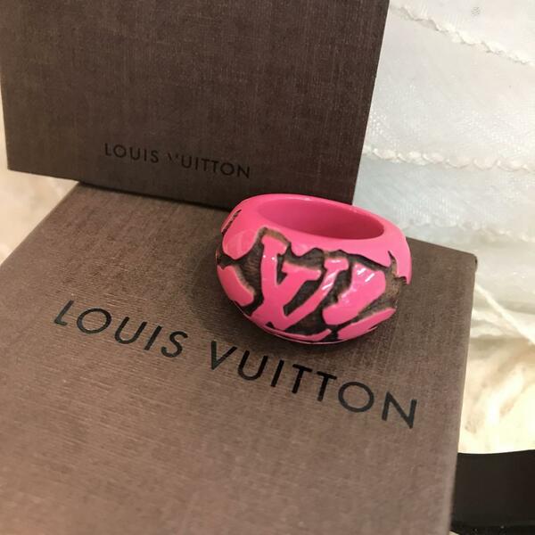 ★美品★LOUIS VUITTON 　バーグ・レオモノグラム　リング　ピンク　M