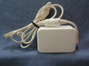 NTT docomo AC adapter 04 MicroUSB charger 5V 1.8A postage 185 jpy from ⑥