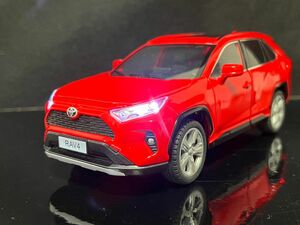 RAV4　トヨタ TOYOTA 1/24 ミニカー レッド H131