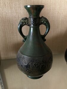 能登花瓶（鋳銅製）年代物　昭和アンティーク　レトロ　コレクション　