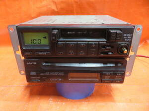 BY4423 ジャンク品 SANYO CD＆カセットデッキ/CDプレーヤー CDF-30/カセット 品番不明/現状渡し 部品取り　※つまみ欠品 配線断線