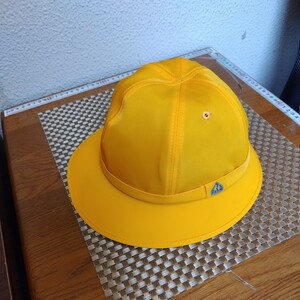 キッズ通学帽子　黄色５７サイズ17センチ新品未使用