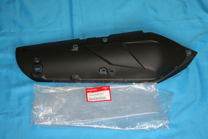 CRF250M MD38 2013～ 18355-KZZ-900 マフラーカバー ヒートガード 純正品 同梱割引