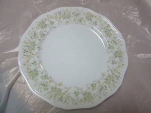 ★ 花柄 　黄色の花柄　大皿　約２７㎝　Victoria SERIES YAMATO FINE CHINA JAPAN 　★　