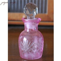 ガラス の 香水瓶 エルサスタンド ピンク アンティーク調 小瓶 小物入れ_画像1