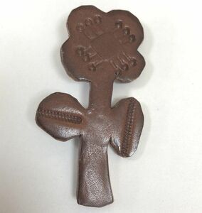  hand made leather craft one wheel. flower brooch Brown tea 