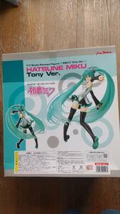  Hatsune Miku Tony ver. (1/7 scale PVC has painted final product )