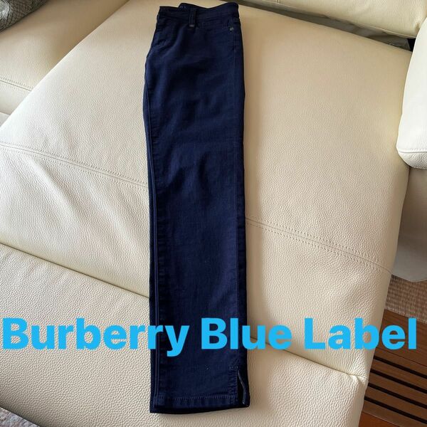 Burberry Blue Label パンツ