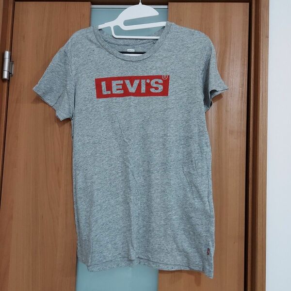 Levi's　Tシャツ