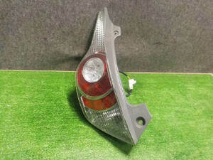 【送料込】 H26年 アクア DAA-NHP10 左テールランプ 81560-52693 ＬＥＤ STANLEY 52-252 [ZNo:05002638] 75202