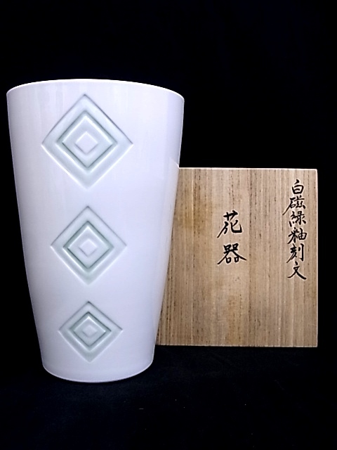 年最新ヤフオク! 花入れ 花器白磁の中古品・新品・未使用品一覧