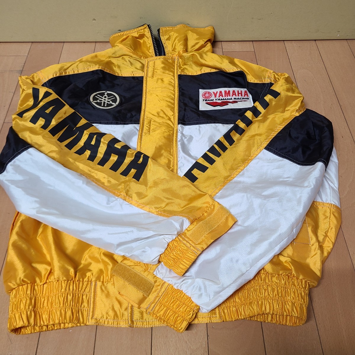 ヤフオク! -「ヤマハレーシング ジャケット」の落札相場・落札価格