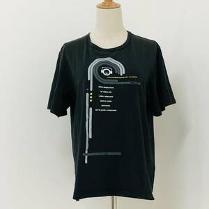 a01115 COMME CA ISM コムサ イズム Tシャツ 半袖 綿100％ 丸首 プリント M 黒 ブラック かっこいい お洒落 ベーシックカジュアルスタイル