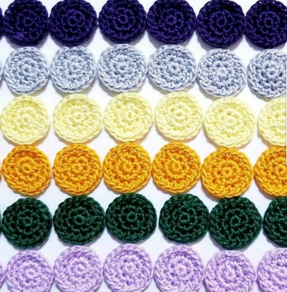 レース糸のかぎ編み小さいモチーフ　6色60枚セット