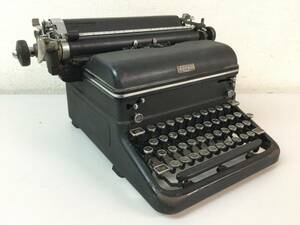 ROYAL Royal typewriter antique Vintage display collection 