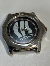 Ｂ258　稀少　腕時計　adidas/アディダス　10－0030　アナログ　3針　クォーツ　ベルトなし_画像2