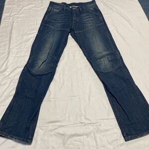 M11 G-STAR RAW ジーンズ　サイズW30L32表記　中国製