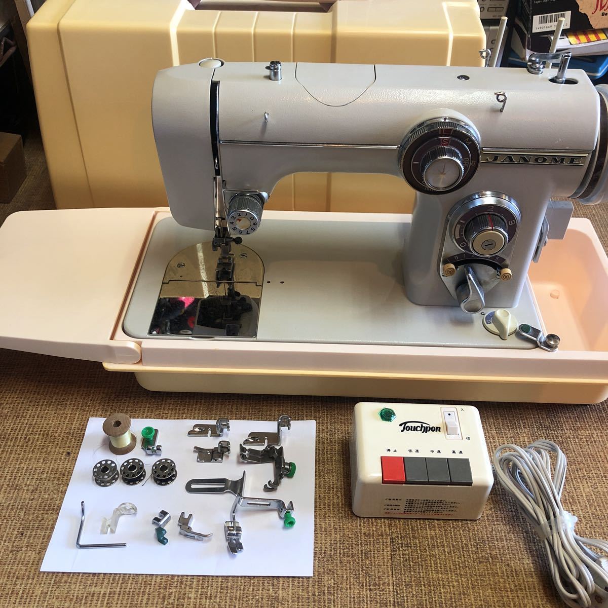 ジャノメミシン MODEL 672 家庭用ポータブルミシン 【ジャンク品】動作