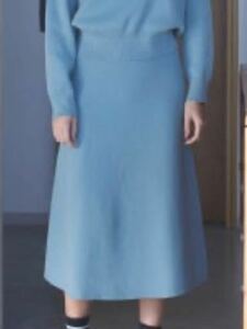 ユニクロUNIQLOスムースコットンブレンドスカートブルー定価2,990円美品Mサイズ