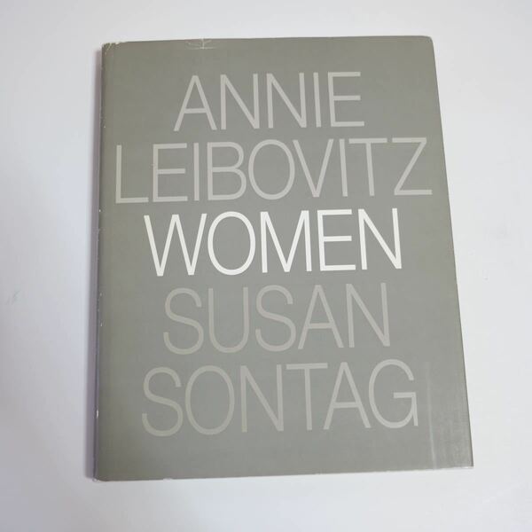 【ANNIE LEIBOVITZ WOMEN】SUSAN SONTAG 写真集　アニー・リーボヴィッツ　洋書　大版