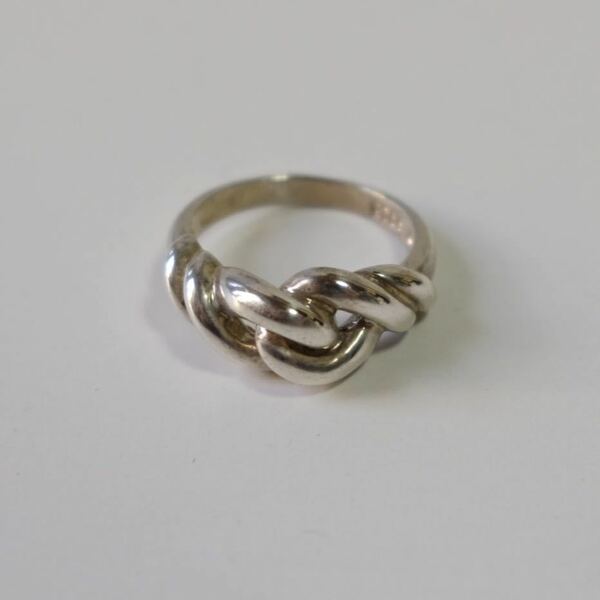 【1980s】ビンテージ　シルバーデザインリング　銀　925 sterling アンティーク　指輪
