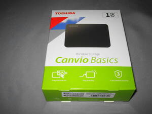 未使用未開封　TOSHIBA ポータブルHDD Canvio　Basics 1TB