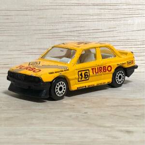 メーカー不明 3インチ トミカ サイズ ミニカー BMW M3 E30 イエロー 黄 オレンジ TURBO 16 チープ ウェリー ウィリー 早川玩具 模型 外車