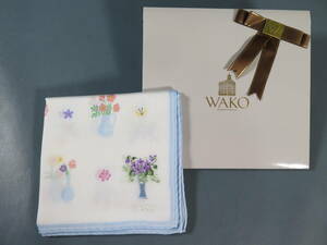 和光 WAKO ハンカチ④ 刺繍 ホワイト×水色 50cmスクエア 綿100％ 未使用品★白 花 フラワー 花瓶 蝶々 蜂