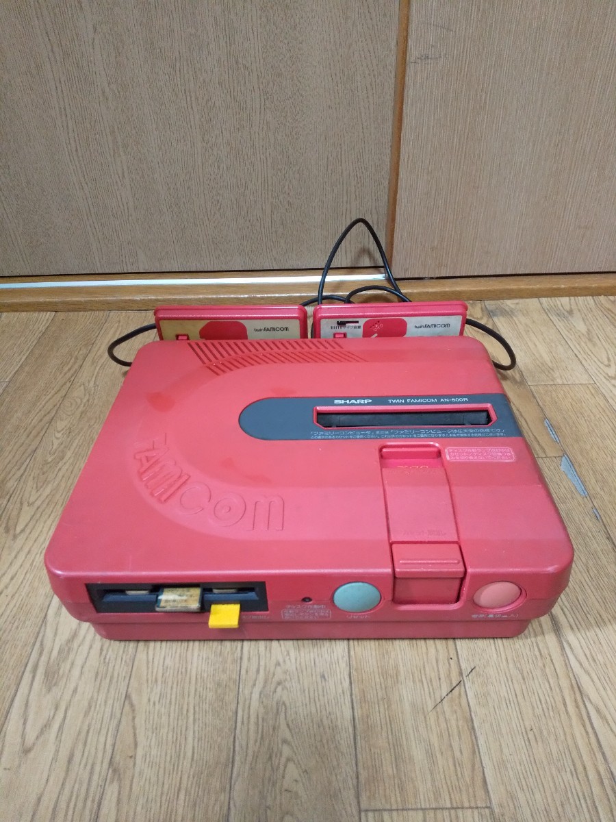 □□ツインファミコン twin FAMICOM AN-500R レッド 美品□□-