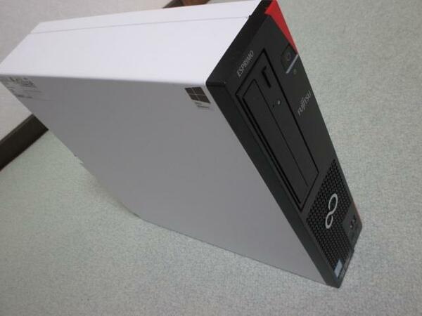 美品☆富士通 D556 Core i3 6100 4GB SSD Win10