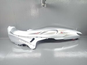 βEE31-4 ジレラ GILERA ランナー VXR200 ZAPM24 純正 シートカウル サイドカバー 左 破損無し！