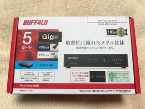 【送料無料】 バッファロー BUFFALO LSW6-GT-5NS/BK Giga対応 スイッチングハブ 5ポート 金属筐体/電源内蔵モデル マグネット付き ブラック